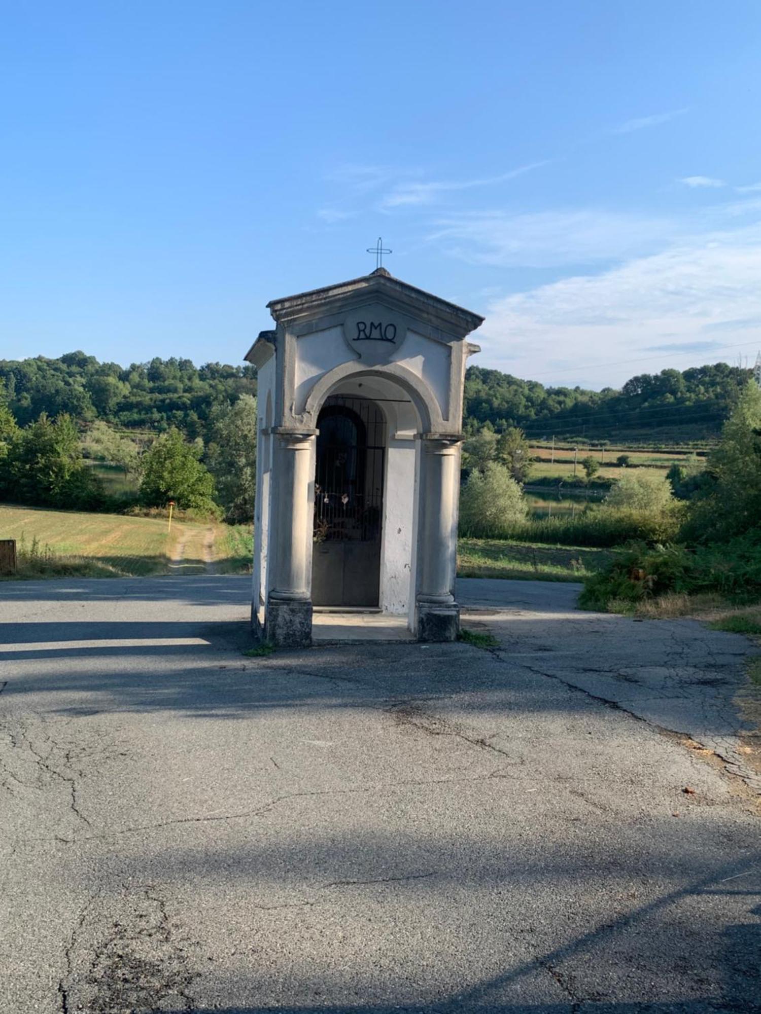 Bouganville Вивероне Экстерьер фото